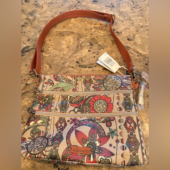 NWT Sakroots Artists Circle Crossbody, Charcoal Owl - Picture 2 of 12